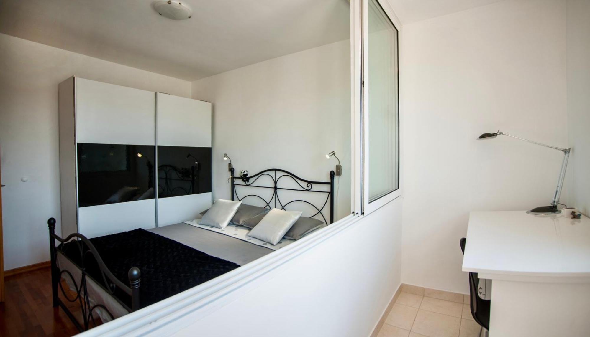Split - Znjan - Luxury New Apartment On The Beach With Selfcheckin Zewnętrze zdjęcie